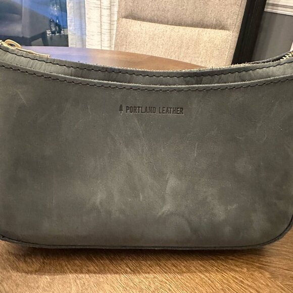 Portland Leather Lucy Shoulder Bag - Picture 2 of 5